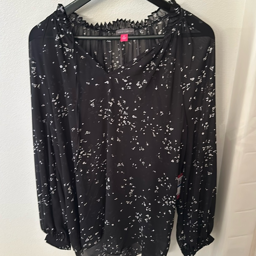 NWT Vince Camuto Top XL
